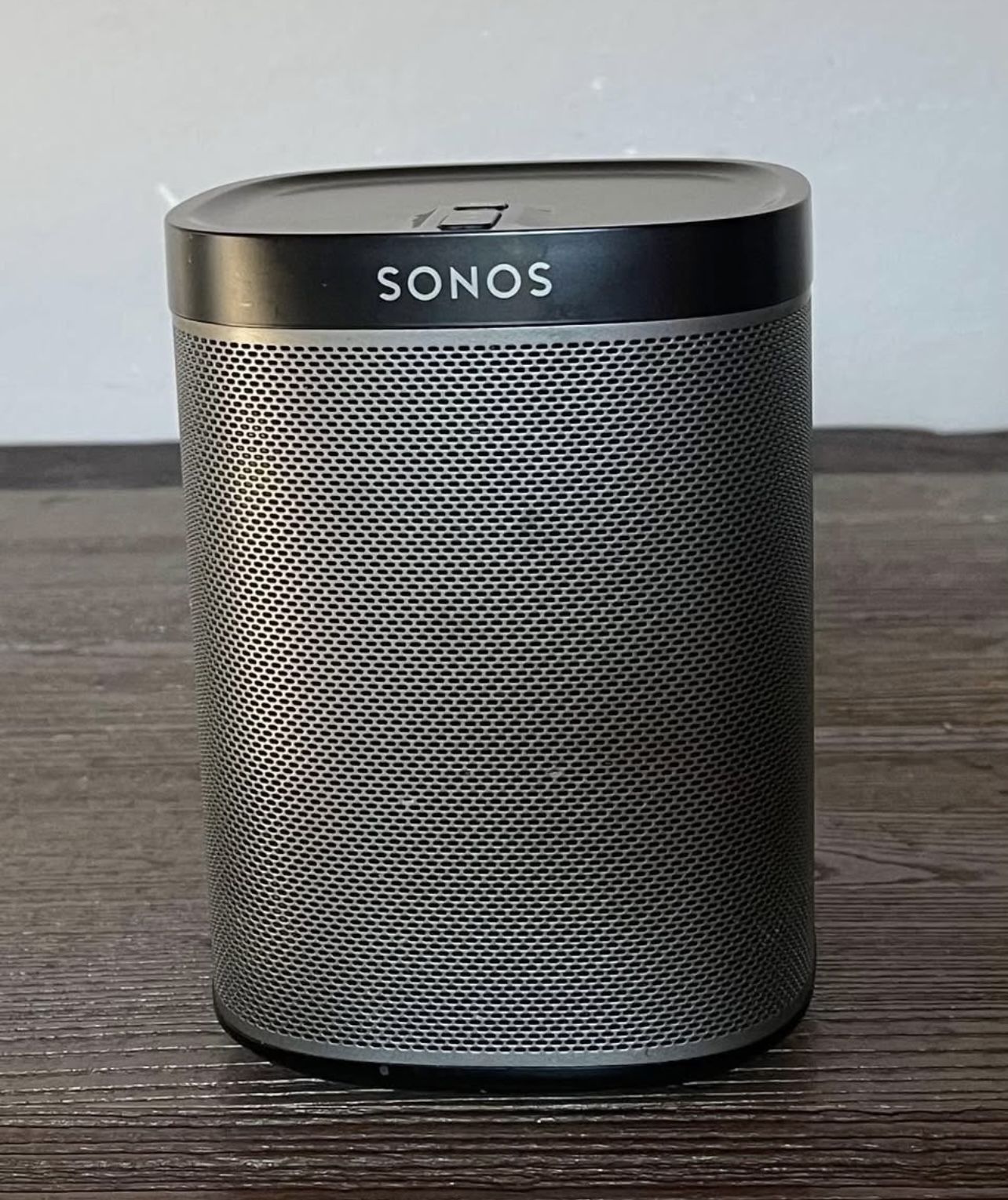 Sonos Play:1 Wireless Smart Speaker – Compact, Powerful Sound | Great Condition