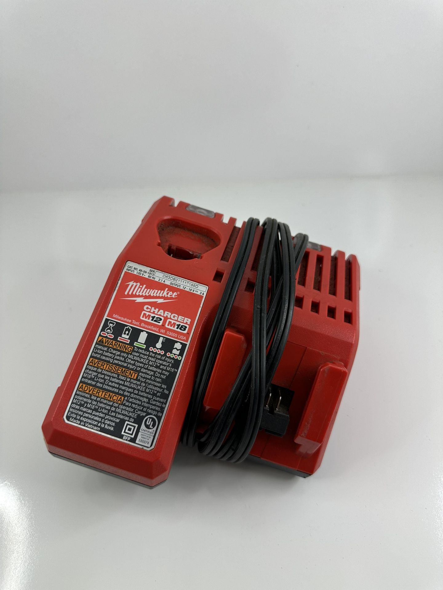 Milwaukee M12/M18 Battery Charger – Works Great!