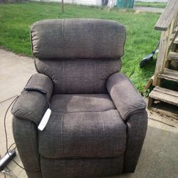 Reclining Lift Chair With Remote Control