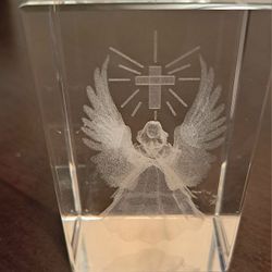 3D Laser Etched Crystal Angel With Cross