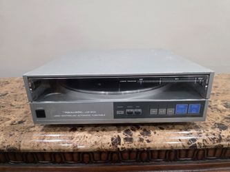 Realistic Lab-1600 Automatic Linear Tracking Turntable [Tested]