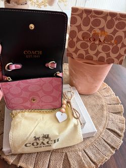 Mini Crossbody Bag Pink Signature