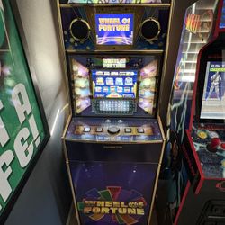 Arcade 1Up Wheel Of Fortune Video Slot Machine Arcade Cabinet