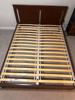 Queen Bed