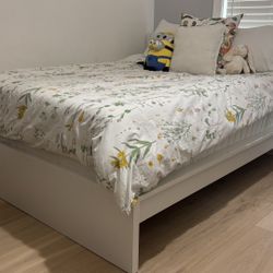 Queen Size Bed Frame and Mattress