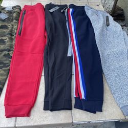 JOGGERS SWEATS 5 PAIRS LARGE NEW 