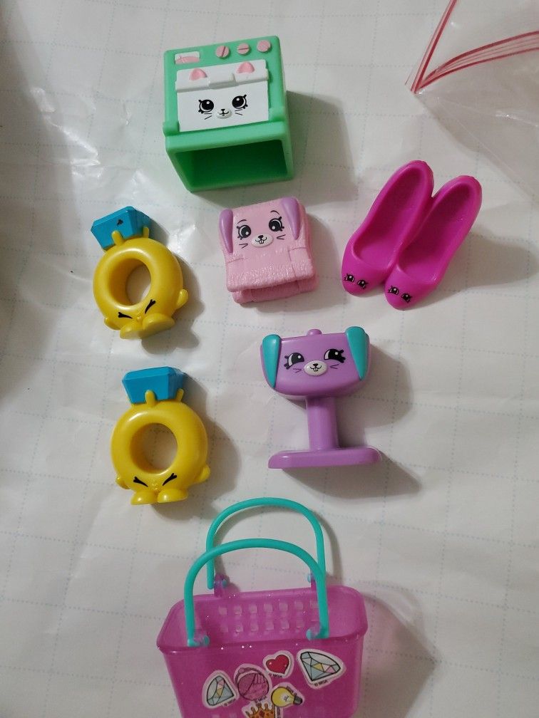 7 McDonald's 2017 Shopkins Happy Meal Toy S As Pictured