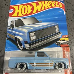Hot Wheels 1983 Chevy Silverado Truck
