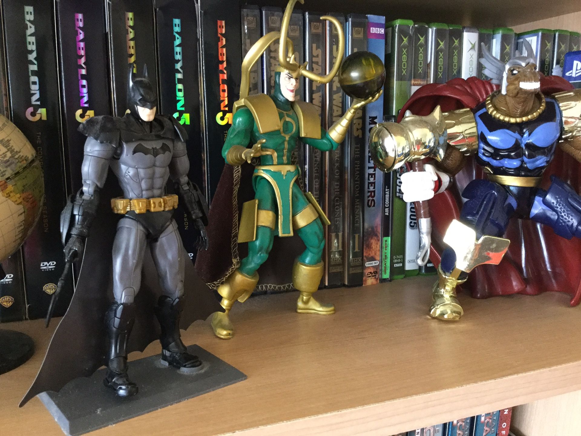 3 Collectables from Marvel Comics / Each sold separately come visit my page 😎👍