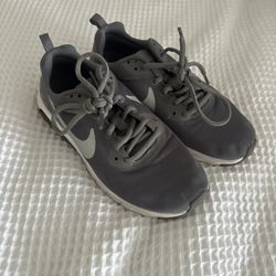 Boys Size 5