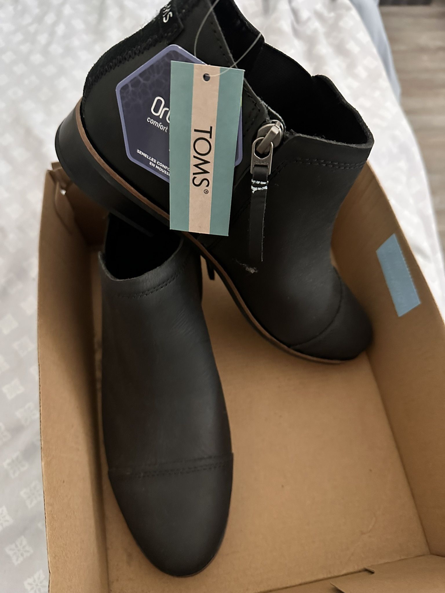 Toms Shoes Boots