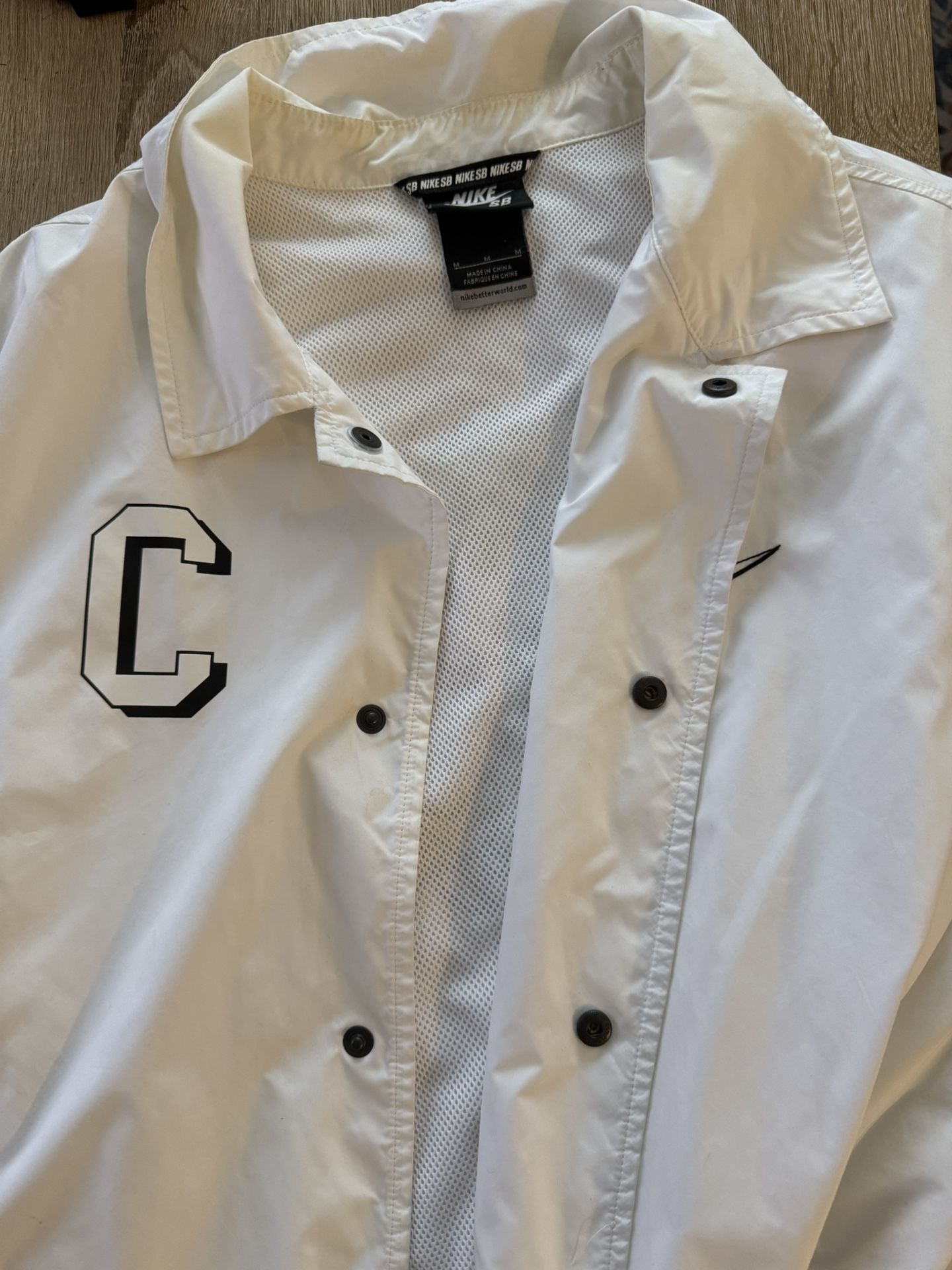 Nike SB windbreaker Medium