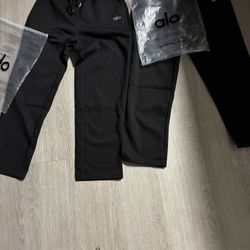 2 black alo sweats