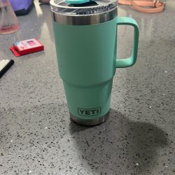 20 Ounce Yeti Travel Mug 