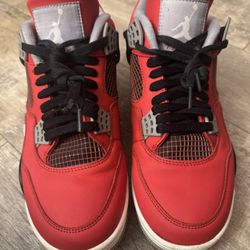 Retro Air Jordan 4s Toro Bravo 2013 Size 9.5