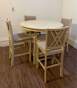 Round Dining Table Set with 4 Chairs