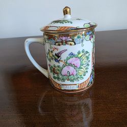 Hand-painted porcelain covered tea mug with hand-painted butterflies, birds, and floral motifs, Chinese export ware