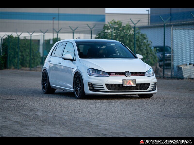 2016 Volkswagen Golf GTI S