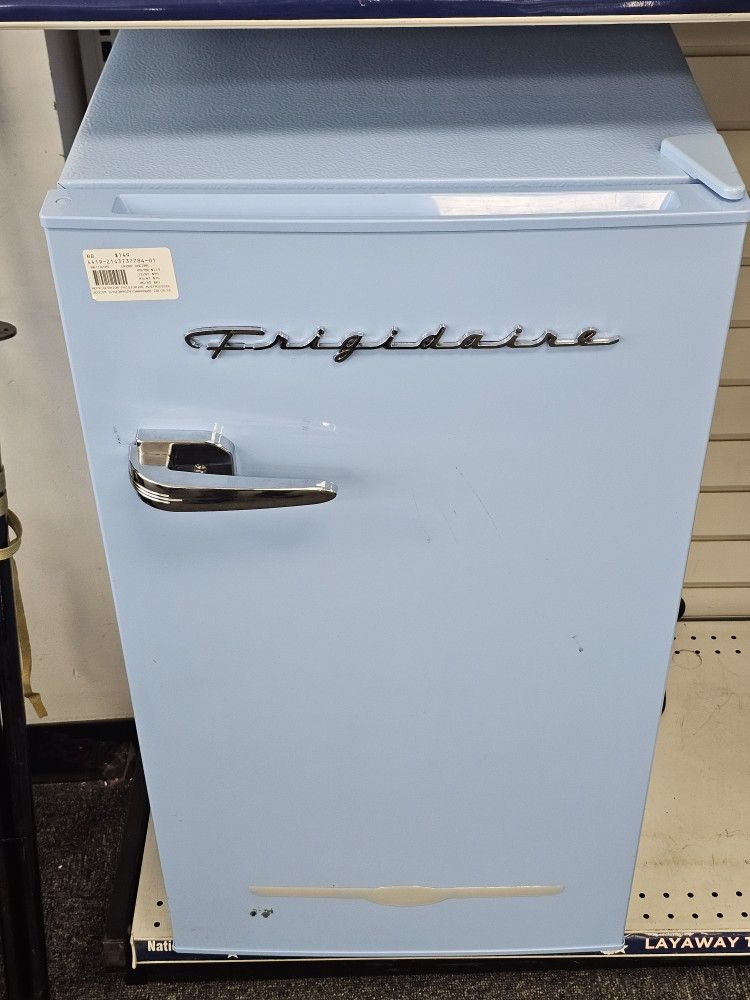 Frigidaire Refrigerator. ASK FOR RYAN. #4(contact info removed)784-01