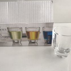 Shot glasses 18 Total