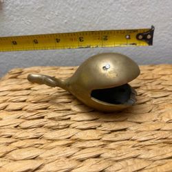 CENICERO ANTIGUO DE BRONCE DISEÑO BALLENA