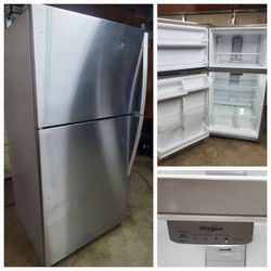 Whirlpool 20 cu ft. Top Freezer refrigerator Fridge