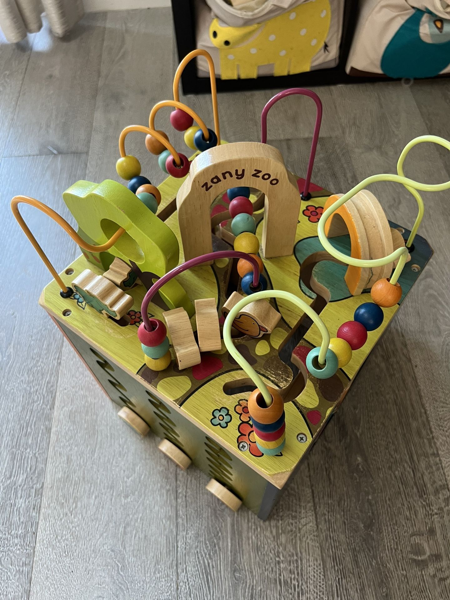 B. toys - Zany Zoo - Wooden Activity Cube - Educational Toys - Wooden Toys for Toddlers, Kids - 1 Year +