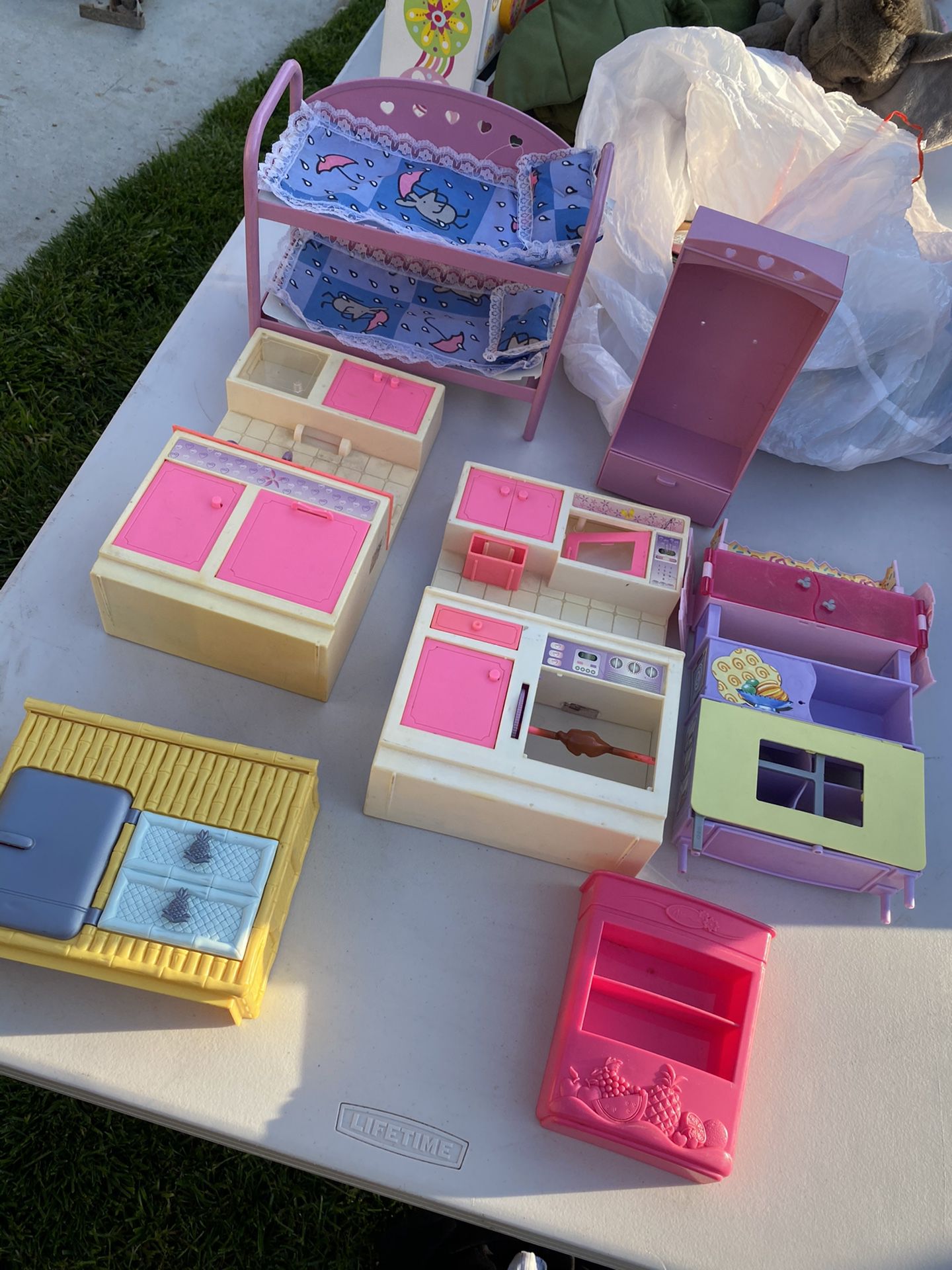 All vintage Barbie accessories for $15 firm