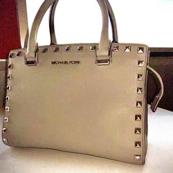 MICHEAL KORS Purse