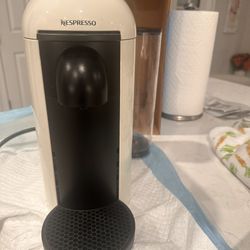 Nespresso Vertuo Plus Coffee maker