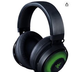 Razer Kraken Ultimate RGB USB Gaming Headset: THX 7.1 Spatial Surround Sound - Chroma RGB Lighting - Retractable Active Noise Cancelling Mic - Aluminu