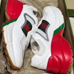 Gucci Shoe S