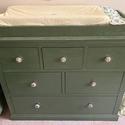 Dresser/optional changing table