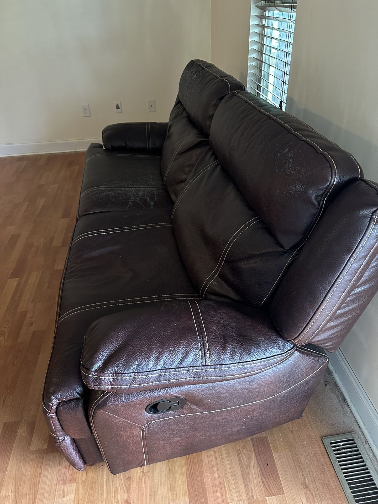 Free Couch 