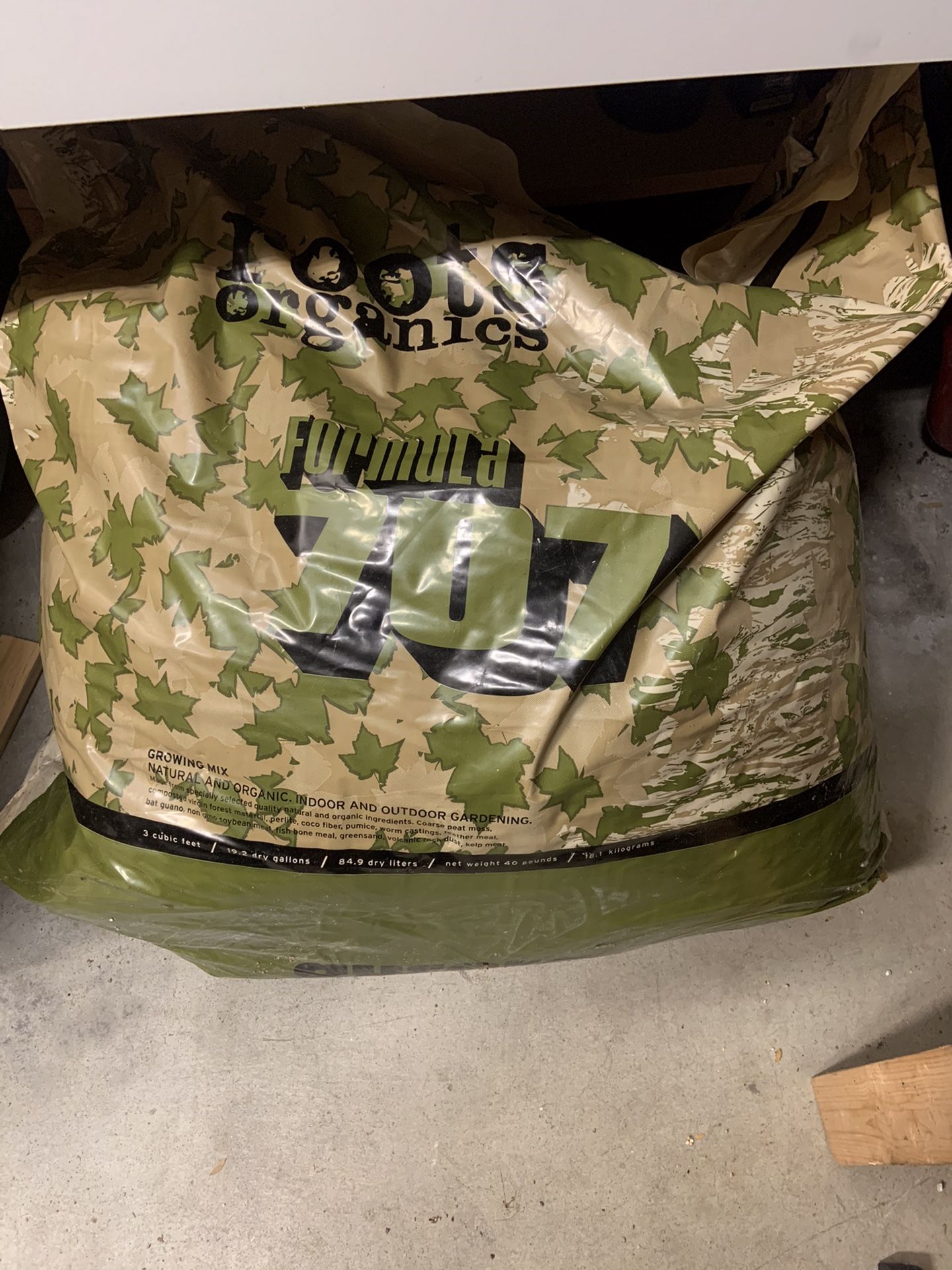 Roots Organic Formula 707 Soil 6.0cu Ft