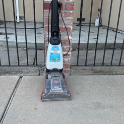 Dirt Devil. . Shampooer.