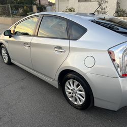 2014 Toyota Prius Plug-In