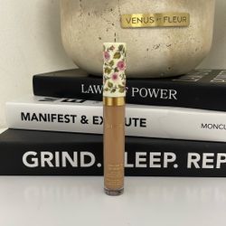 Gucci Concealer (41c/medium deep with cool undertones) - $35 ($47 @ Sephora)