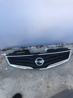 2010 2011 2012 Nissan Sentra Oem Grill