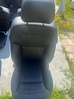 MERCEDEZ BENZ SEATS