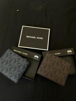 Men’s Micheal Kors Wallet