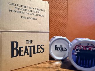 The Beatles salt & pepper shakers