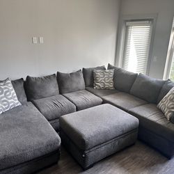 Couch With Ottoman And Pillows