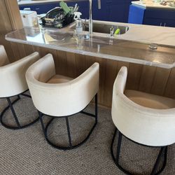 Bar Stools Off White  Counter Height 24’’