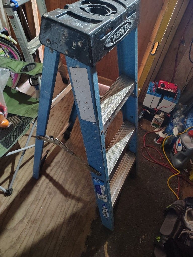 4 Ft Ladder