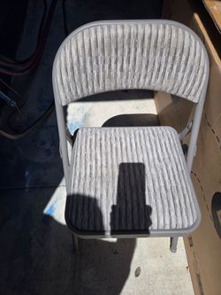 Fold up cushion chairs