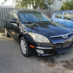 2010 Hyundai Elantra Touring 