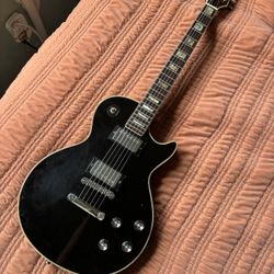 Vintage Les Paul Copy Electric Guitar Hondo? 