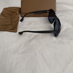 Burberry Glasses 