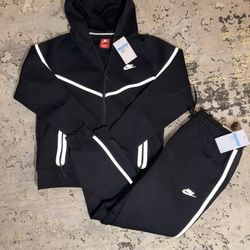 Black Reflective Nike Tech